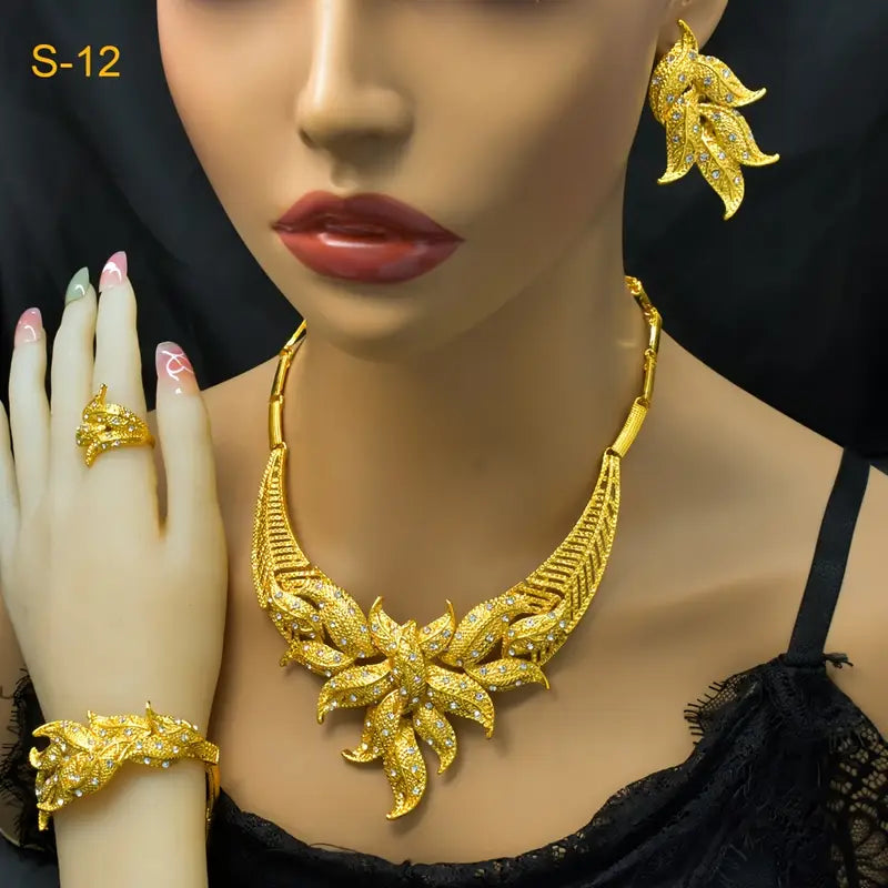 1 Necklace + 1 Bracelet + 1 Pair of Earrings + 1 Ring Arabian Style